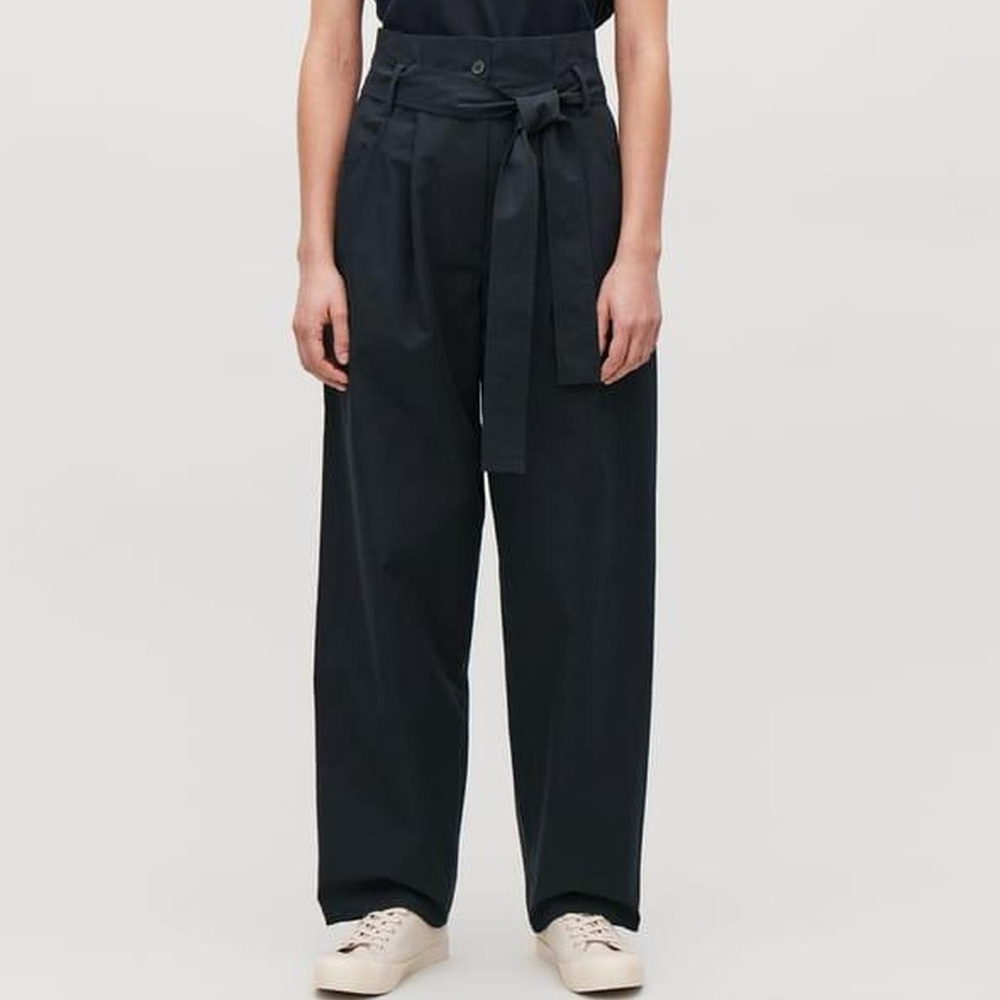 COS Navy Blue Paper bag Cropped Pants